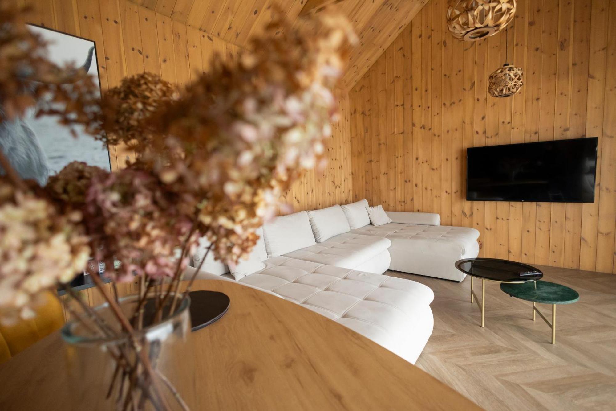Viesuli Village Villas Saraiķi Kamer foto